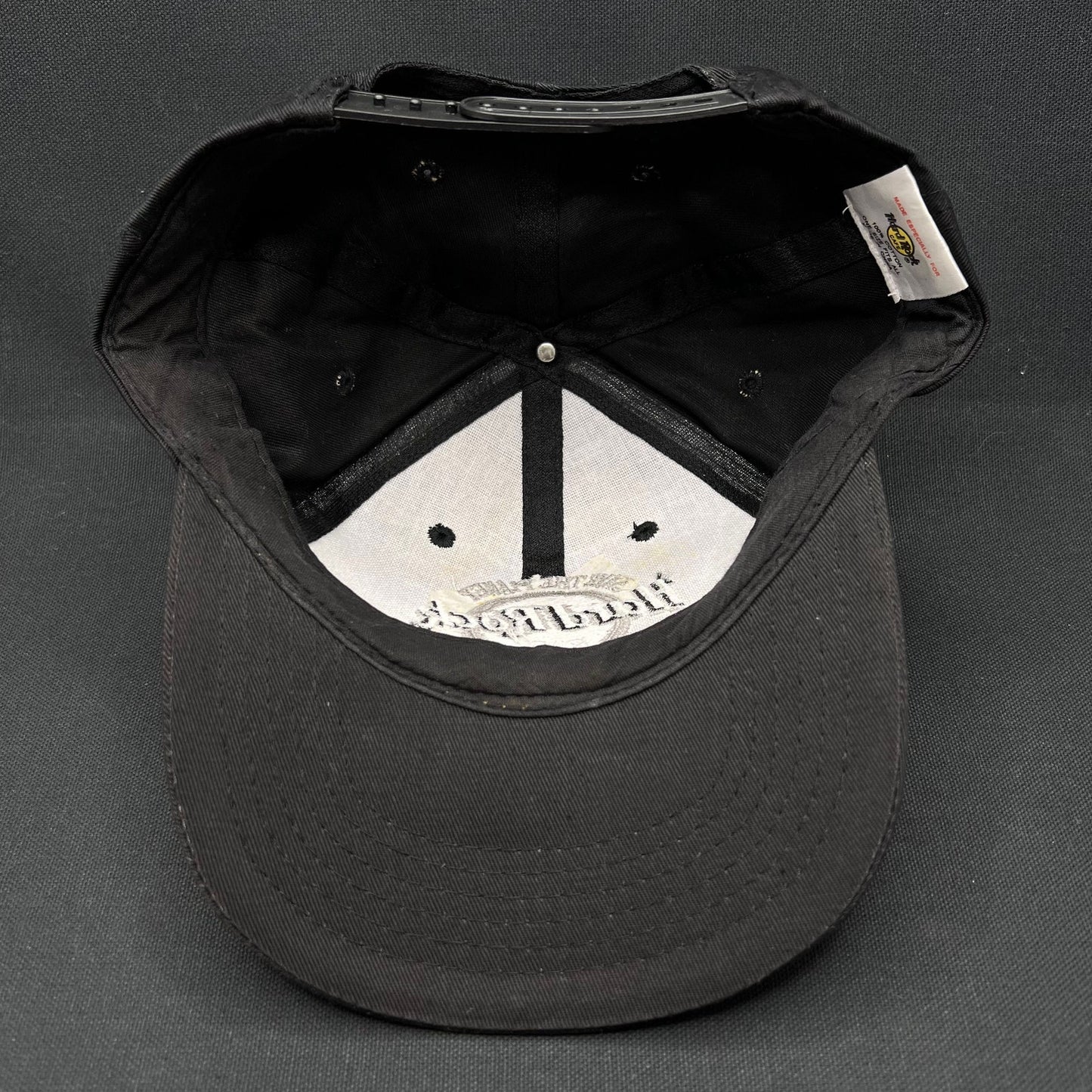 Hard Rock Cafe Buenos Aires Snapback – Vintage Planet Logo Hat