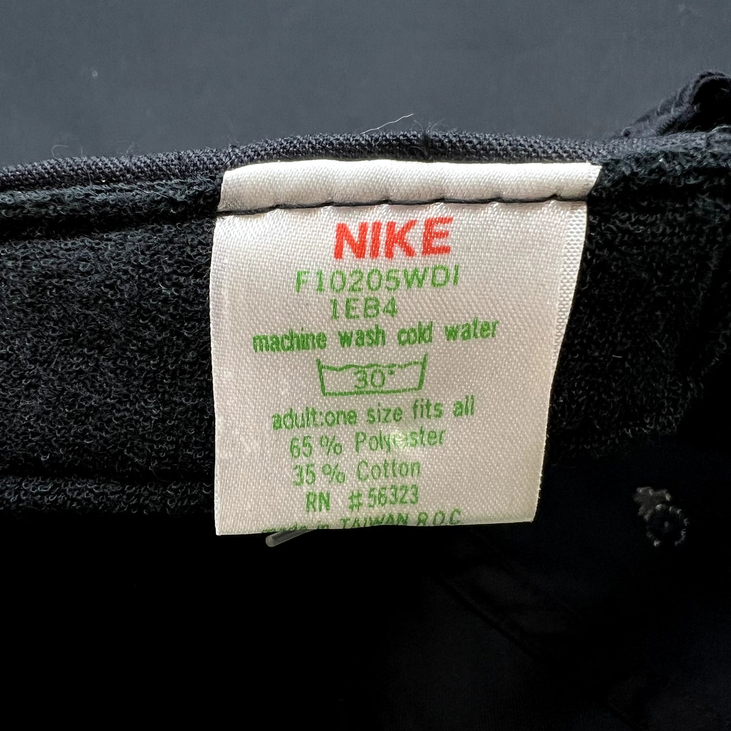 Vintage Nike Arch Spellout Strapback Hat Black Green Undervisor Taiwan 80s 90s