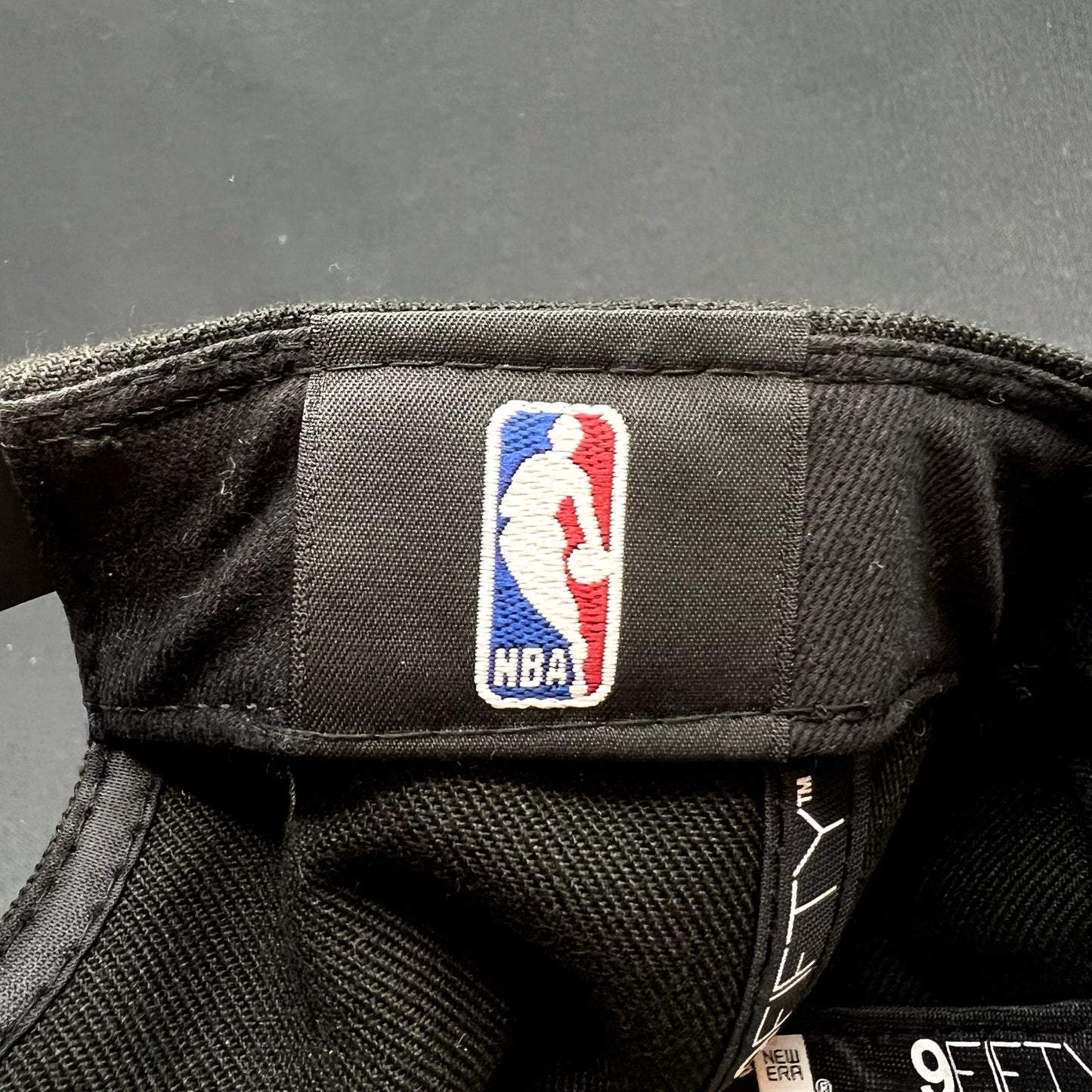 Chicago Bulls Blackout Logo New Era 9FIFTY Snapback Hat NBA Black NWT