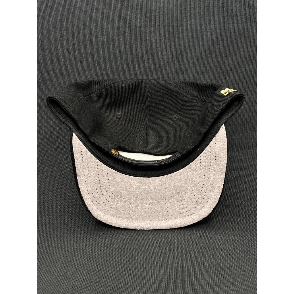 Vintage 2017 XXL Freshman Class Snapback Hat – TWNTY TWO Collab Black/Gold