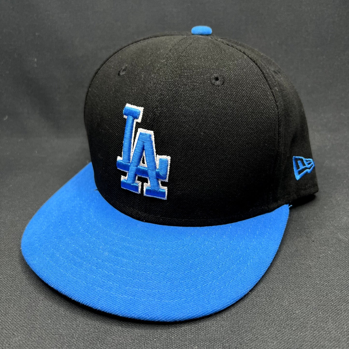 7 5/8 New Era LA Dodgers 59FIFTY Fitted Hat Black Blue Size