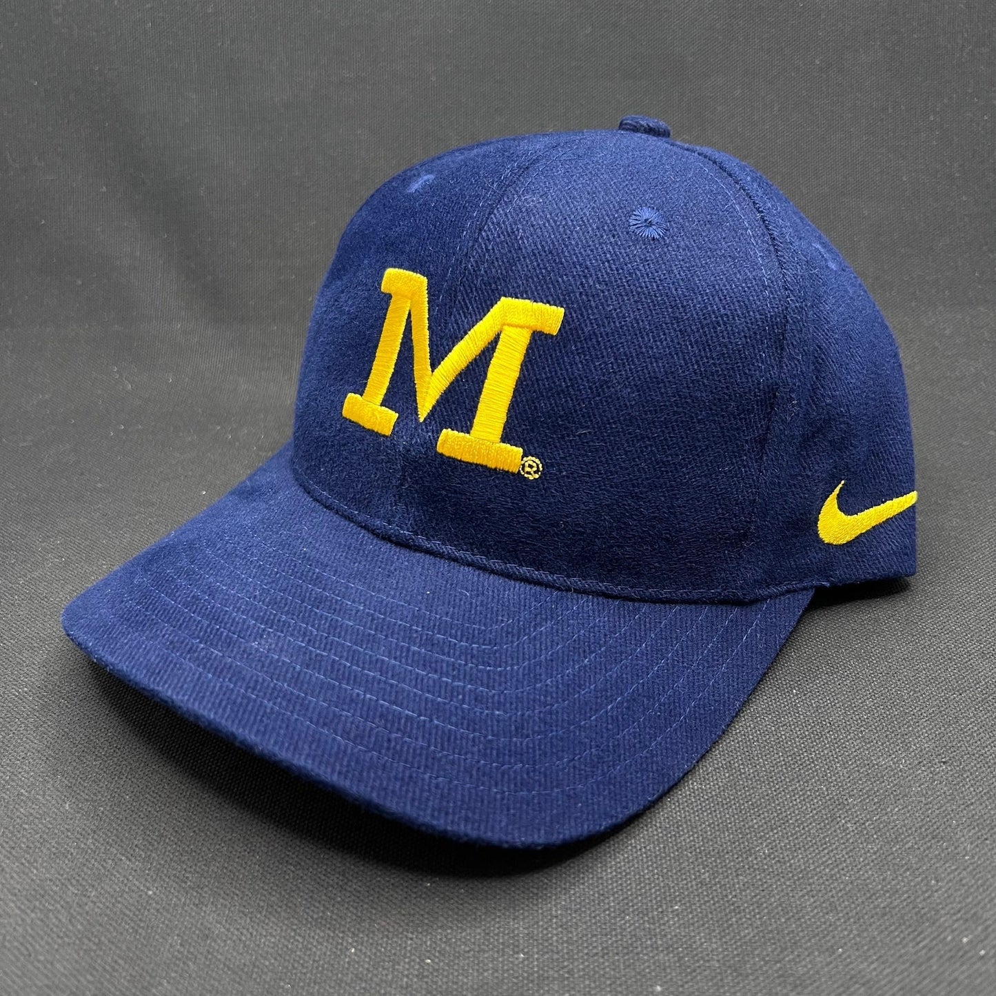 Vintage Nike Team Sports Michigan Wolverines 90s Snapback Hat
