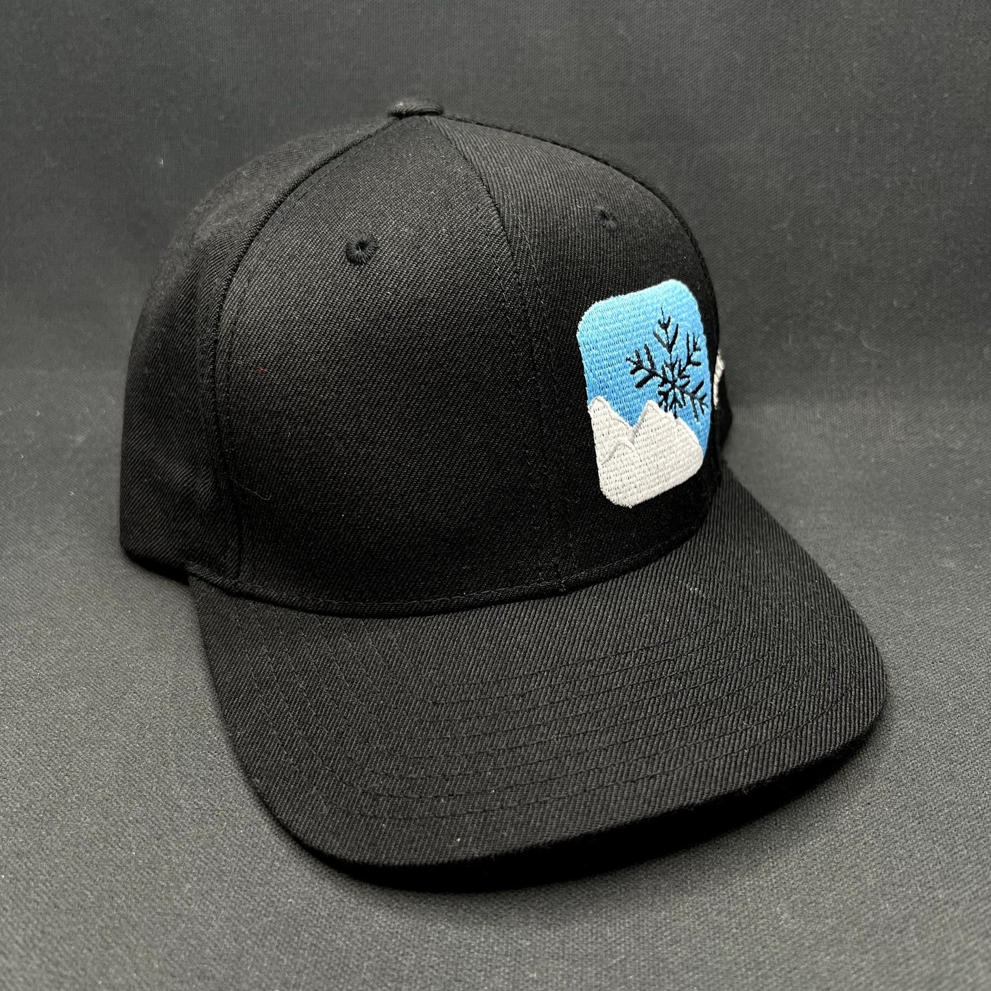 Vintage Aspen Weather App Snapback Hat Yupoong Made in Korea Wool Blend Cap