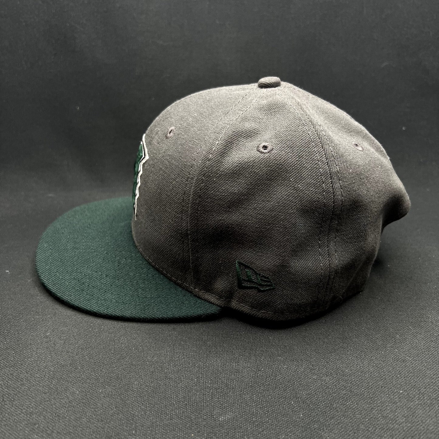 New Era 9FIFTY University of Hawaii Warriors Snapback Hat Gray Green NCAA