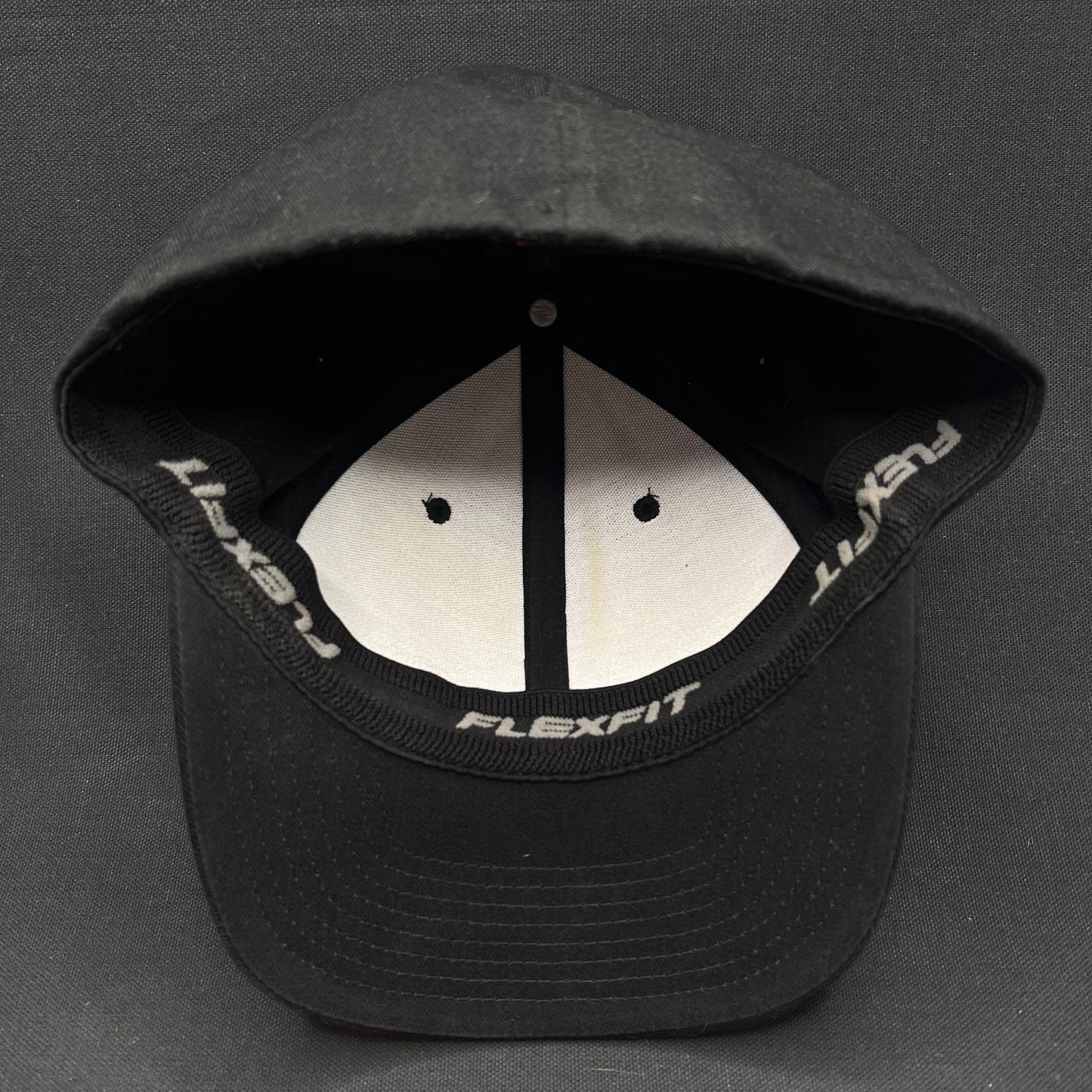 Y2K Quiksilver Flexfit Fitted Hat Black Surf Skate Cap L/XL