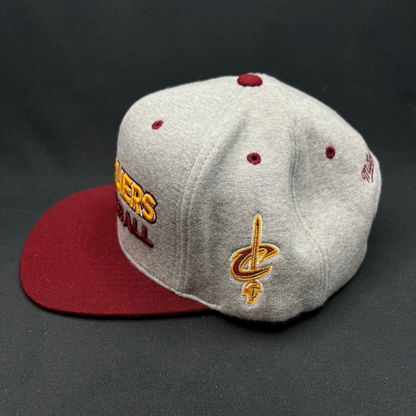 Mitchell & Ness Cavaliers Snapback Hat NBA Script Gray Red