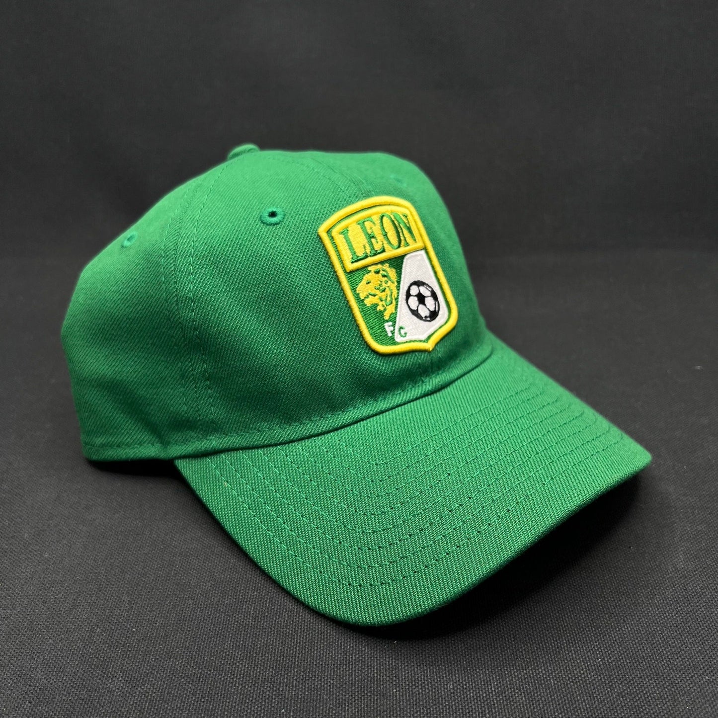 LEON FC Soccer Crest Green Strapback Hat – New Era 9TWENTY
