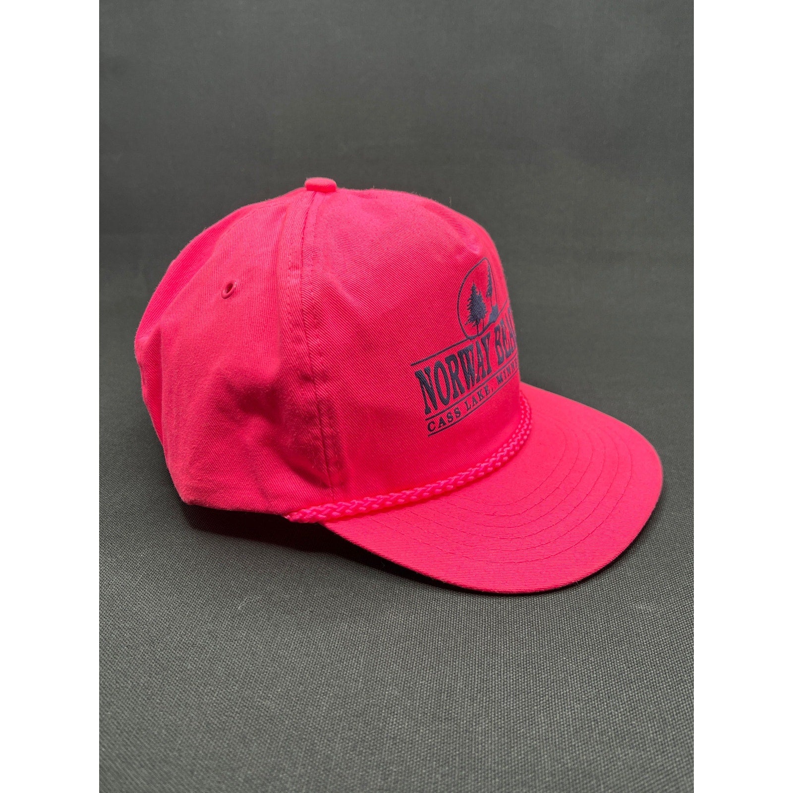 Vintage 1980s Norway Beach Cass Lake Minnesota Zipperback Hat – Neon Pink Rope