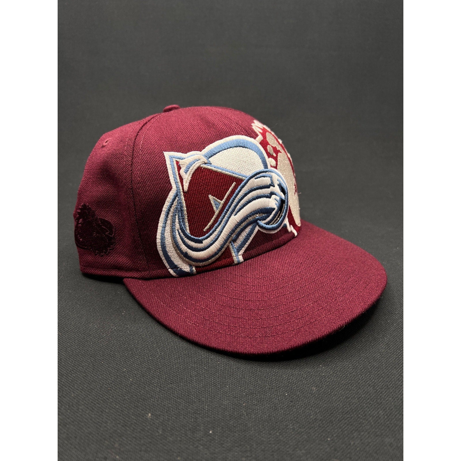 Vintage Colorado Avalanche Oversized Logo New Era 59FIFTY Fitted Hat Size 7 1/4