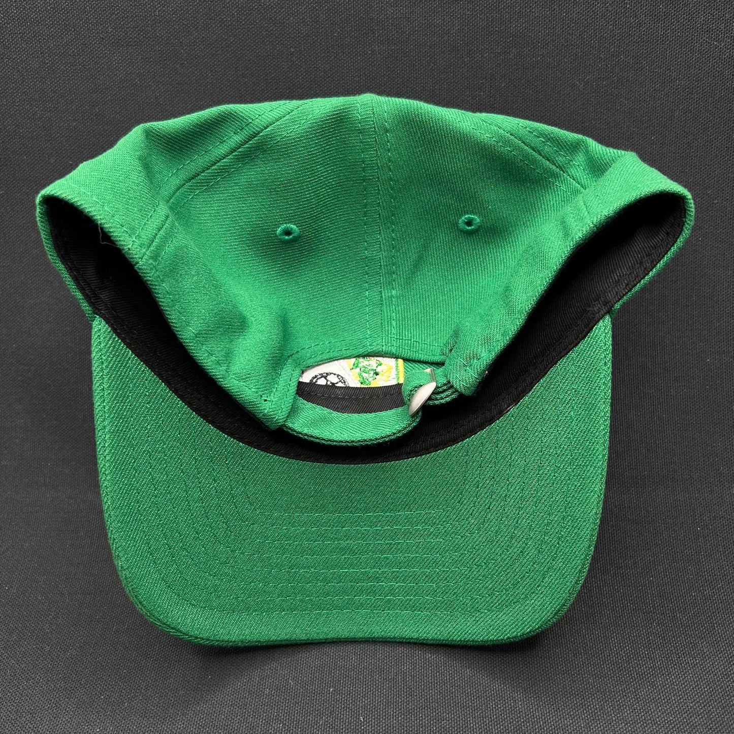 LEON FC Soccer Crest Green Strapback Hat – New Era 9TWENTY