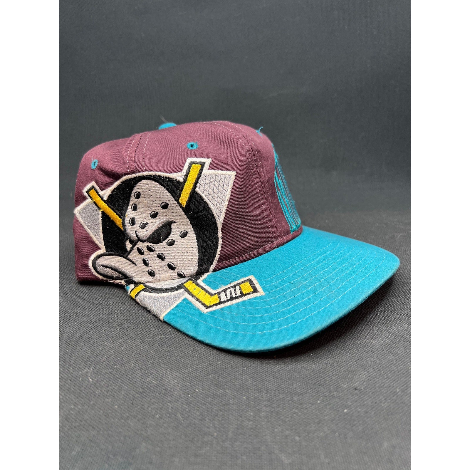 Very Rare Vintage 90s Mighty Ducks Starter Script Snapback Hat Teal Eggplant NHL