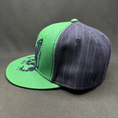 7 1/4 Y2K RVCA Crest Logo Snapback Hat Black White Pinstripe Brim