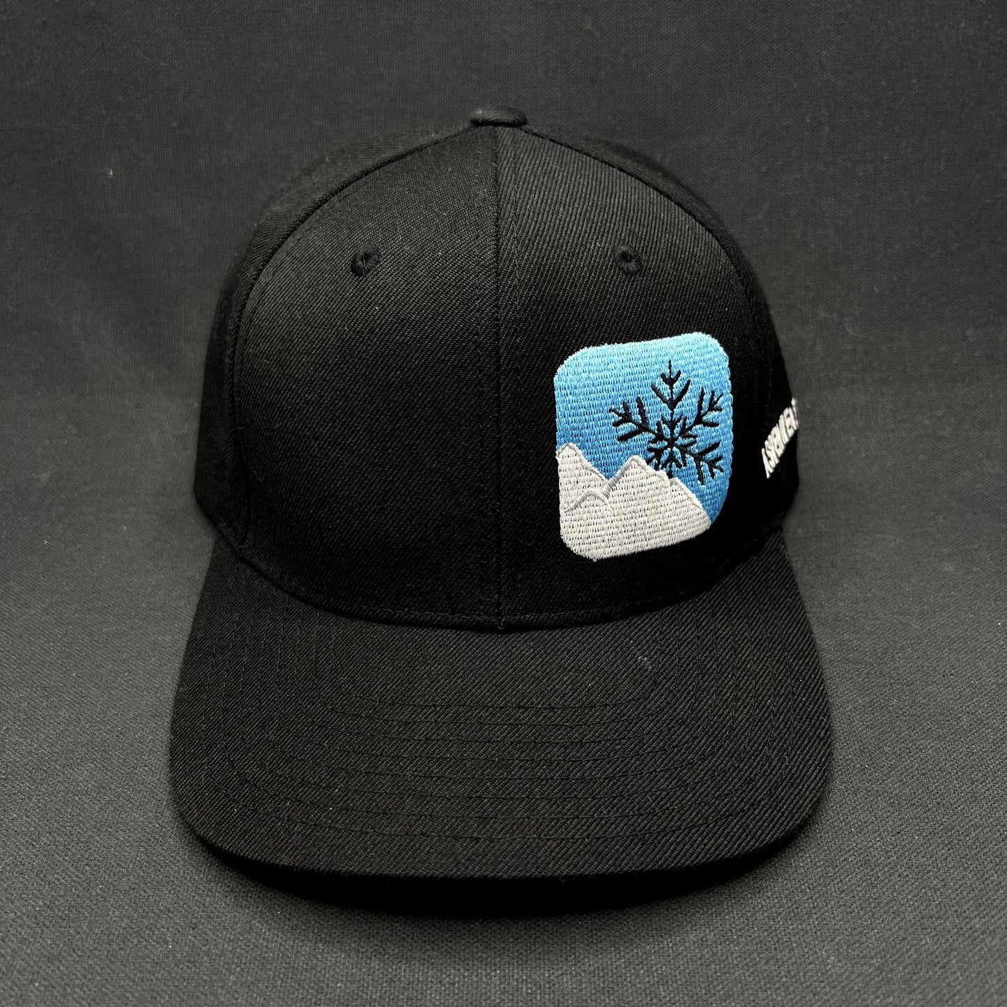 Vintage Aspen Weather App Snapback Hat Yupoong Made in Korea Wool Blend Cap