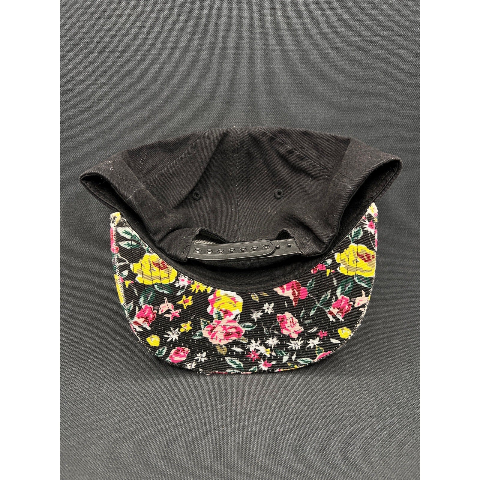 Beyoncé Floral Brim Snapback Hat – Official Tour Era Merchandise