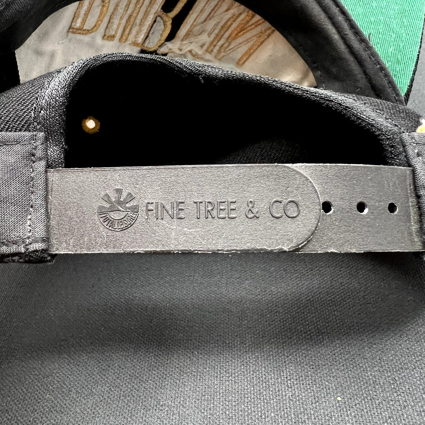 Vintage Burton Snowboards Fine Tree & Co. Snapback Hat Black