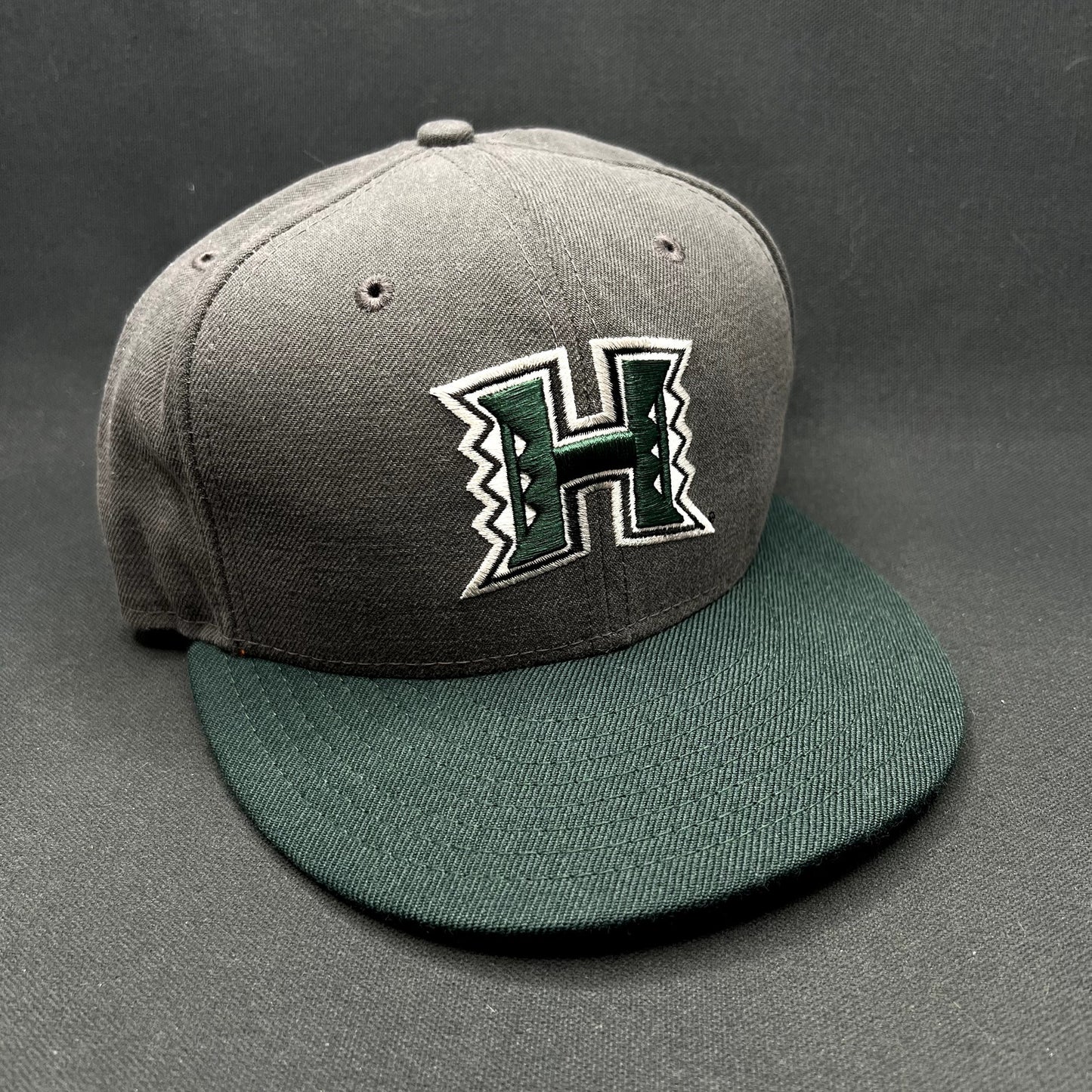 New Era 9FIFTY University of Hawaii Warriors Snapback Hat Gray Green NCAA