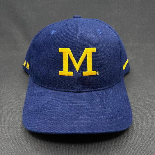 Vintage Nike Team Sports Michigan Wolverines 90s Snapback Hat