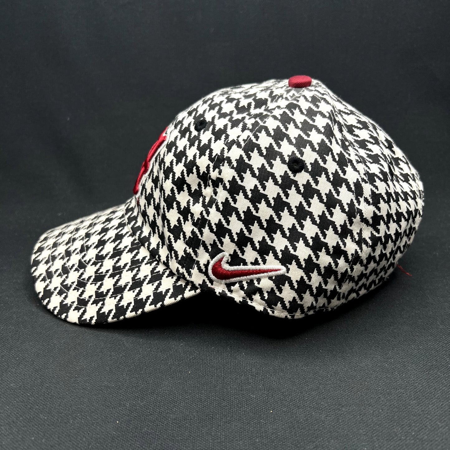 Vintage Alabama Crimson Tide Nike Houndstooth Strapback Hat NCAA