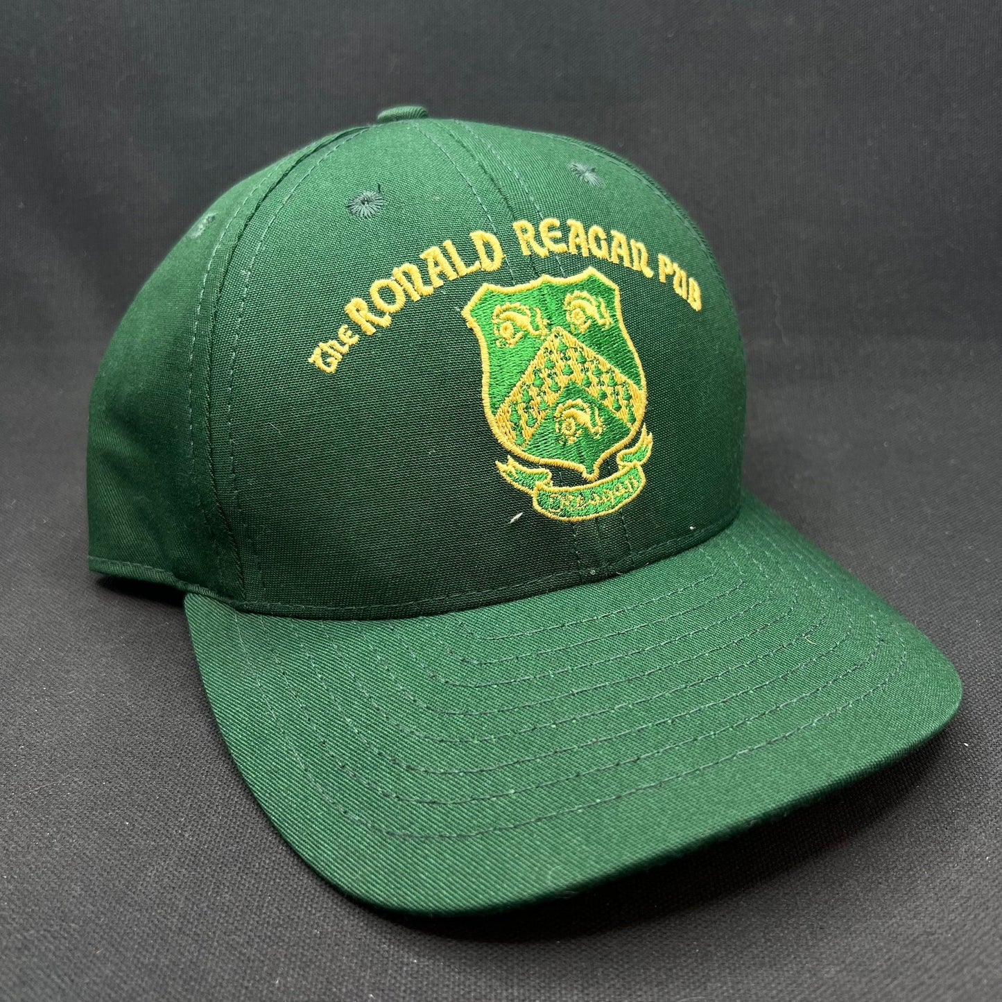 Vintage Ronald Reagan Pub Ireland Crest Snapback Hat USA