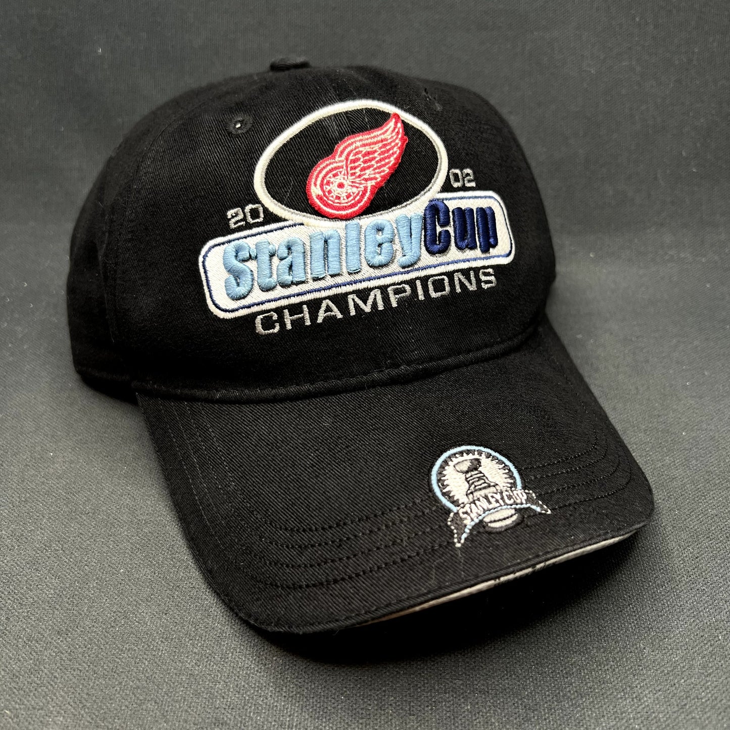 Vintage 2002 Detroit Red Wings Stanley Cup Champions New Era Strapback Hat NHL