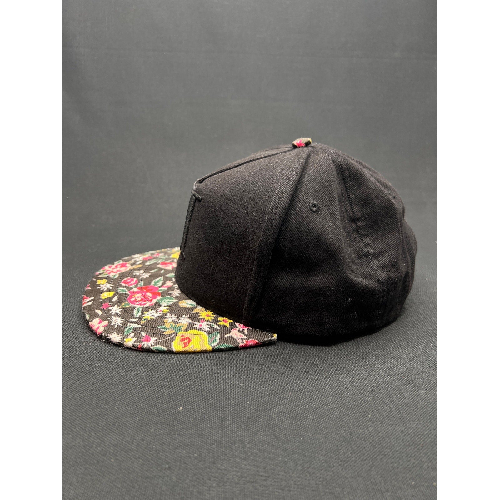 Beyoncé Floral Brim Snapback Hat – Official Tour Era Merchandise