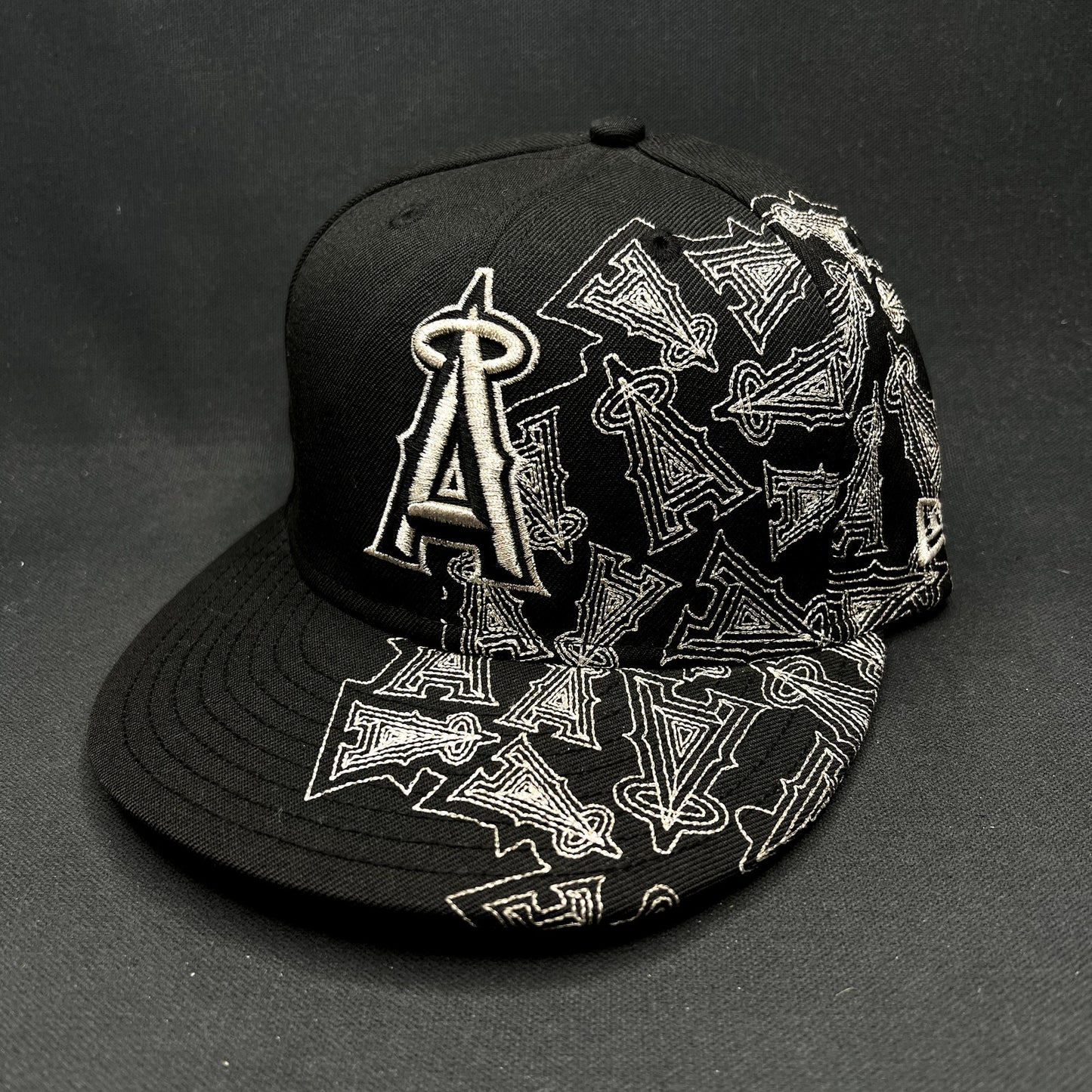 New Era 59FIFTY Los Angeles Angels Fitted Hat Size 7 Black MLB
