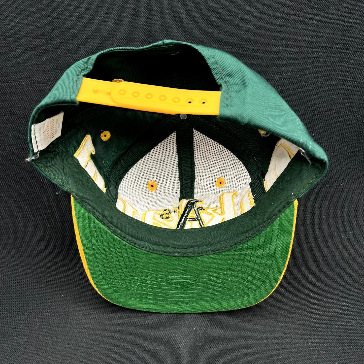 Vintage 90s Oakland A’s Logo 7 Snapback Hat Script Big Logo Green Yellow