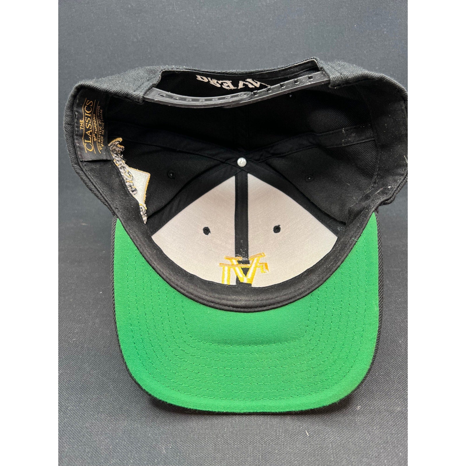 Mid 2000s LA Dodgers Prevail World Series Snapback – Black & Gold Logo Baseball Hat