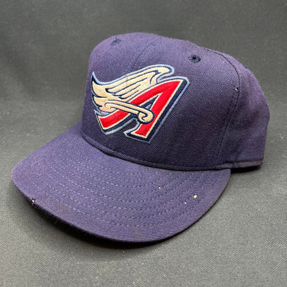 Vintage New Era 5950 Angels Fitted Hat 7 1/4 Diamond Collection Well Worn