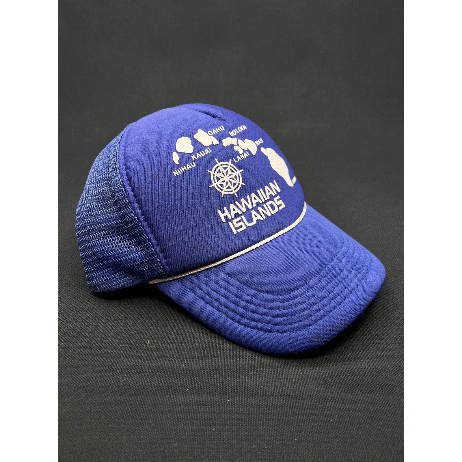 Vintage Hawaiian Islands Map Trucker Hat – Royal Blue Mesh Snapback