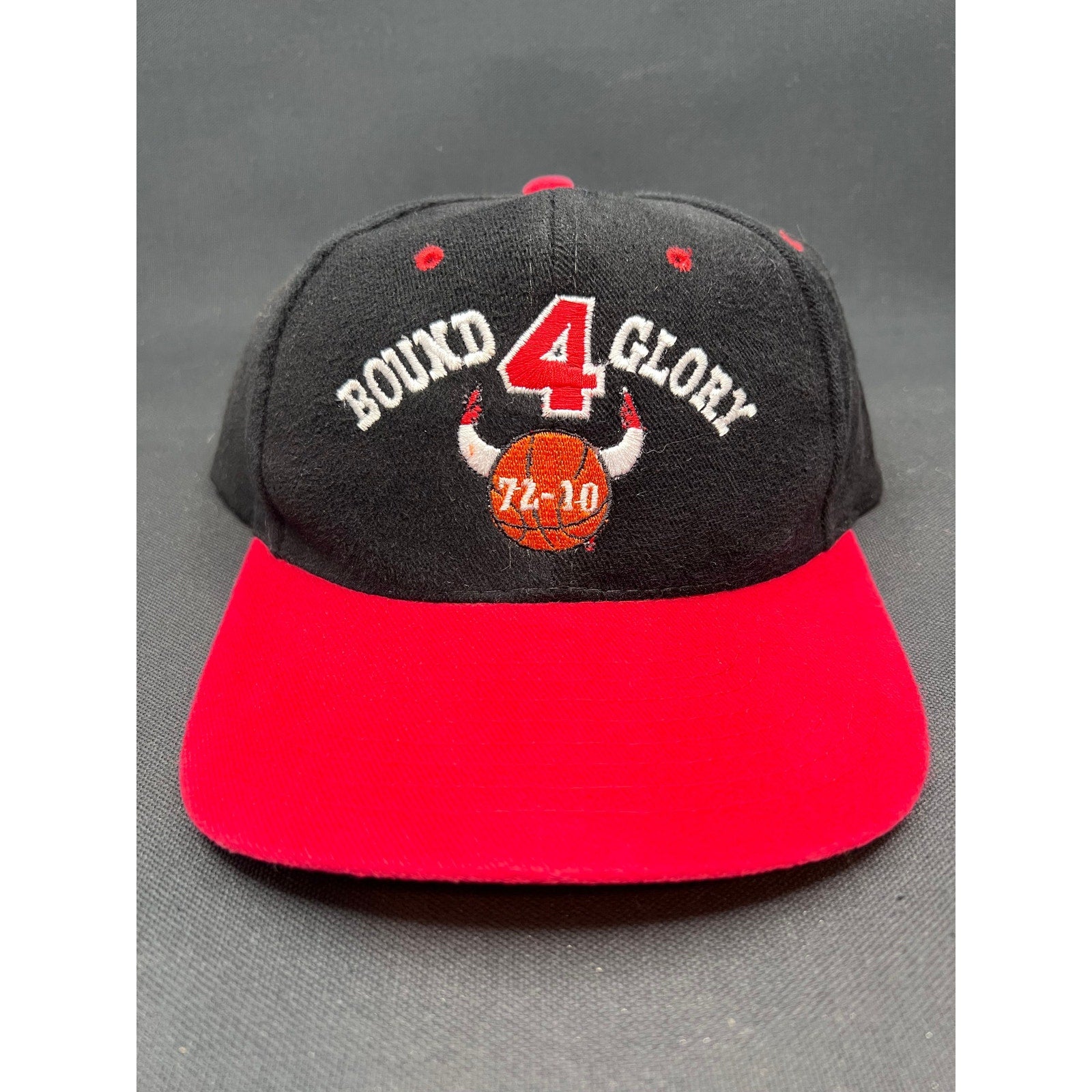 Vintage 1996 Bulls 72-10 Snapback Hat Jordan Era Nissin Bound 4 Glory NBA Champs
