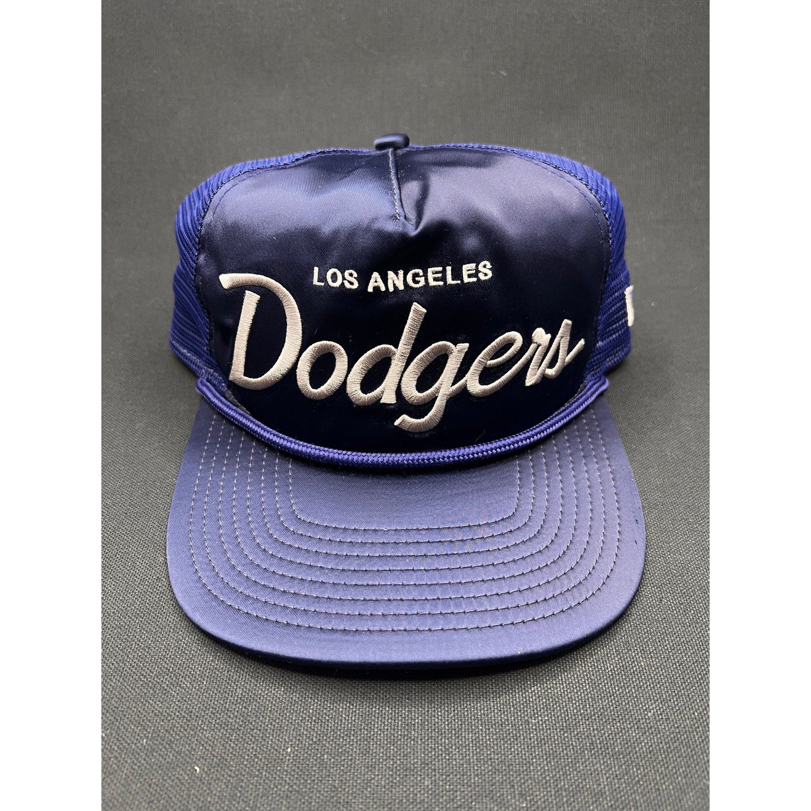 Los Angeles Dodgers Trucker Hat – New Era Mesh Snapback (Classic Satin Front Panel)