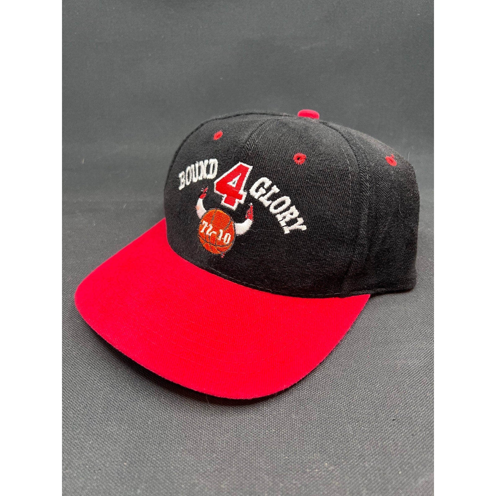 Vintage 1996 Bulls 72-10 Snapback Hat Jordan Era Nissin Bound 4 Glory NBA Champs