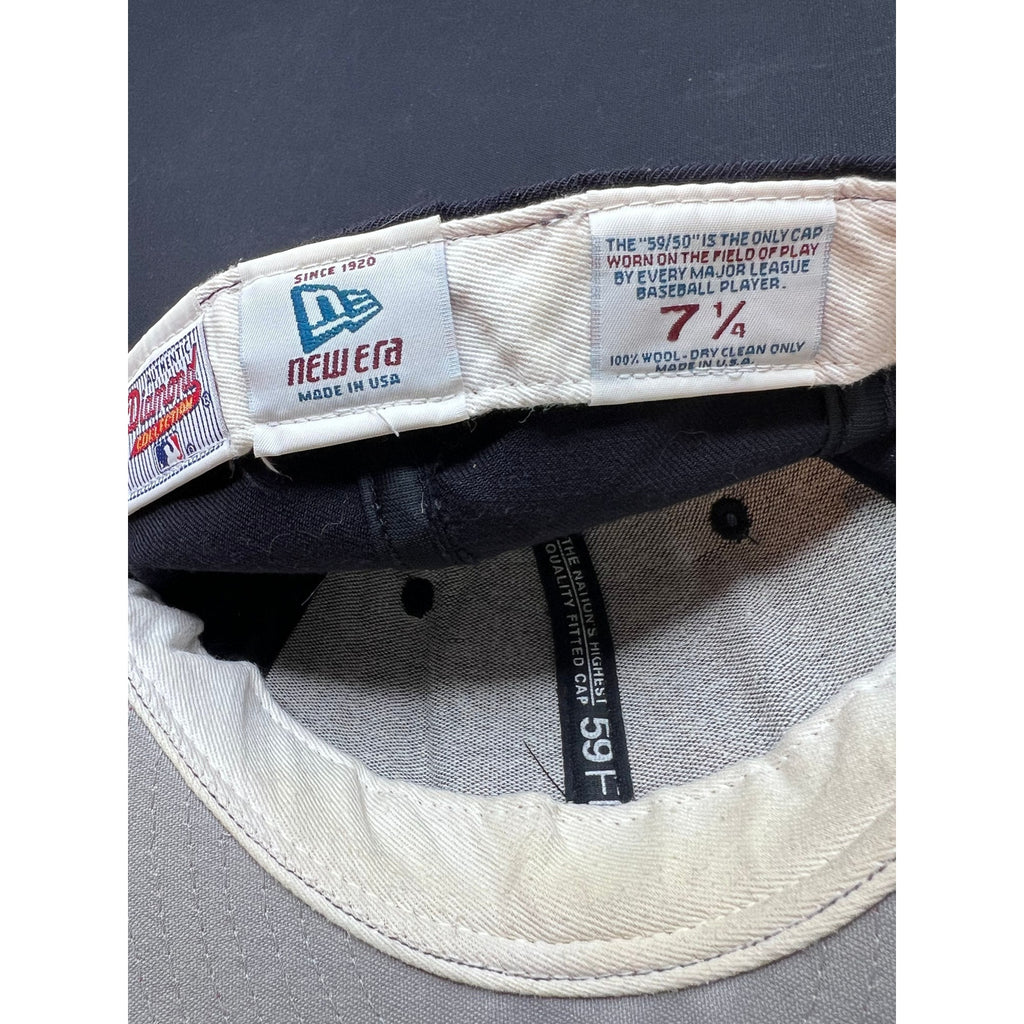 Vintage Cleveland Indians Chief Wahoo Hat New Era 59FIFTY 7¼ Diamond Collection