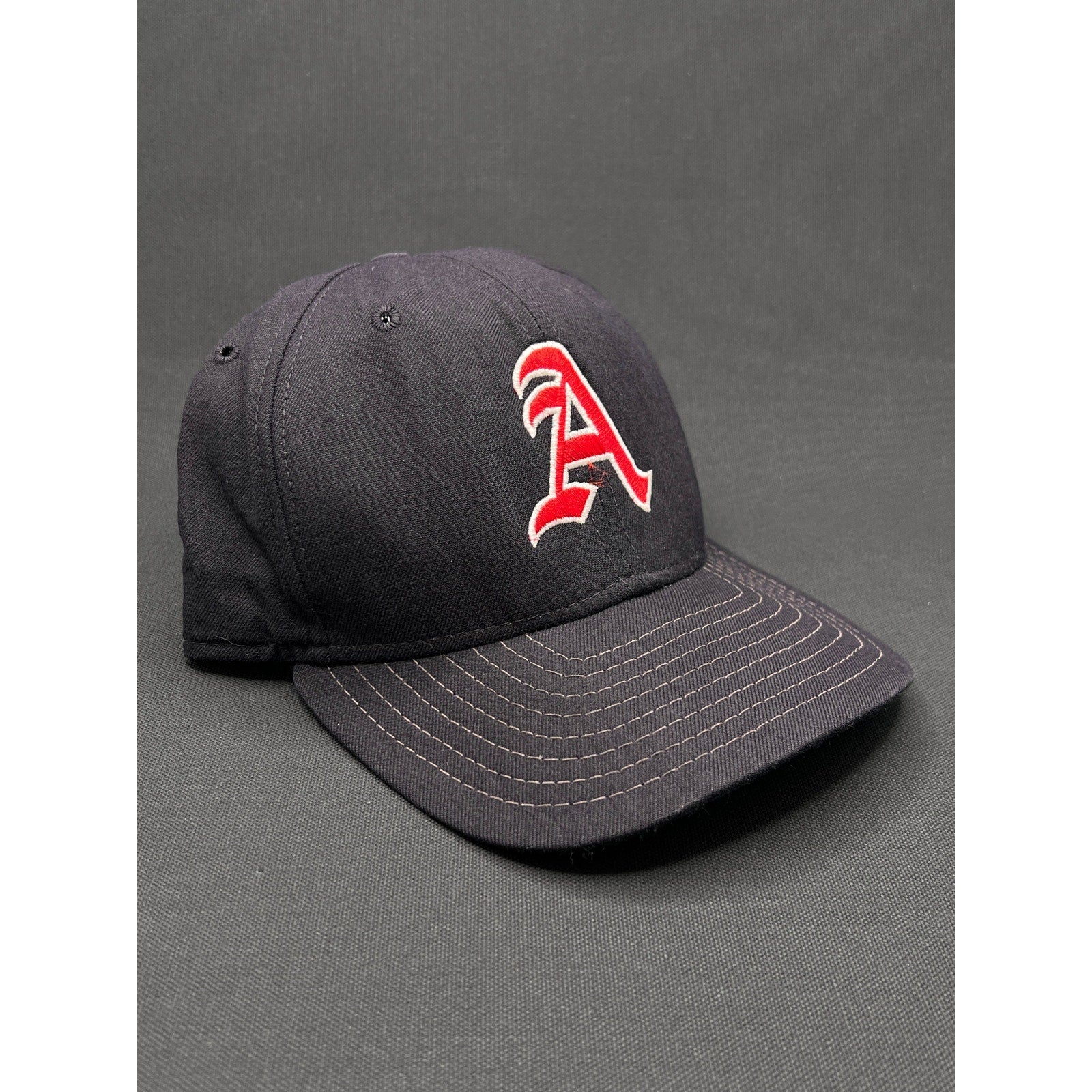 Vintage Oakland Athletics “A” Logo Fitted Hat – New Era USA Made Green Undervisor