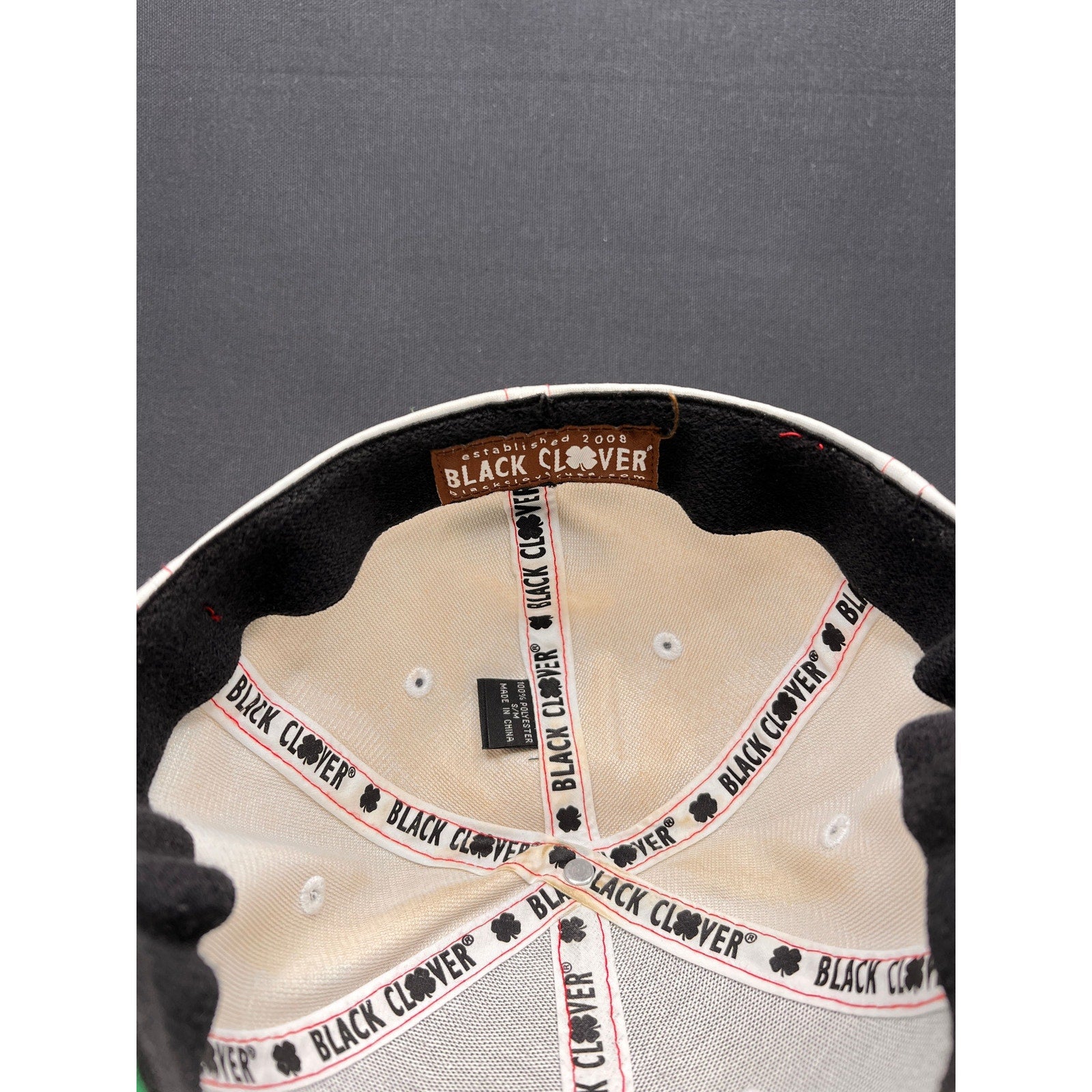 S/M Black Clover California Republic Live Lucky Hat Four-Leaf Clover Bear Design