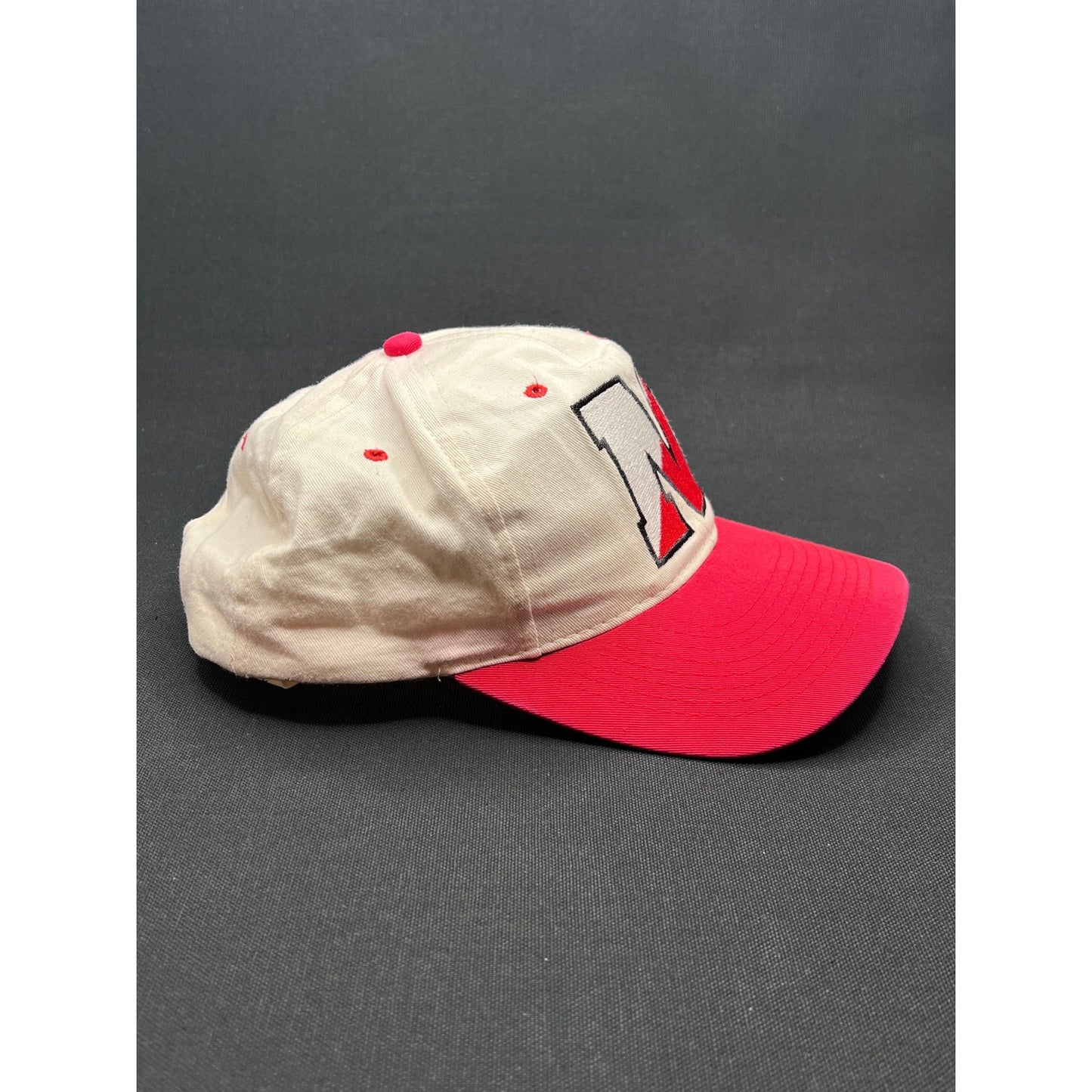 Vintage Nebraska Cornhuskers “N” Snapback Hat Red Brim NCAA (Color Bled)