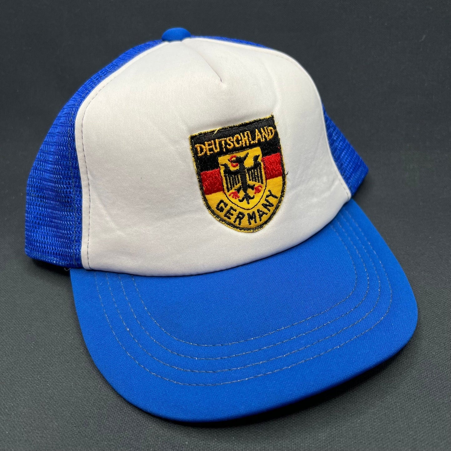 Vintage Germany Deutschland Trucker Hat Crest Patch Mesh Snapback