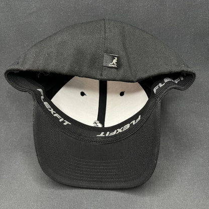 Kangol Black Flexfit Baseball Cap Hat Kangaroo Logo M/L Clean