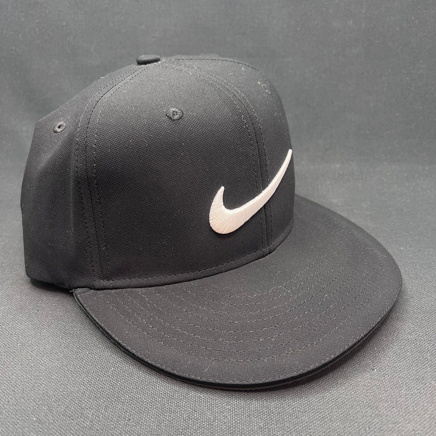 Nike Golf Swoosh Fitted Hat Moon Spa & Golf Club Cancun Black Cap