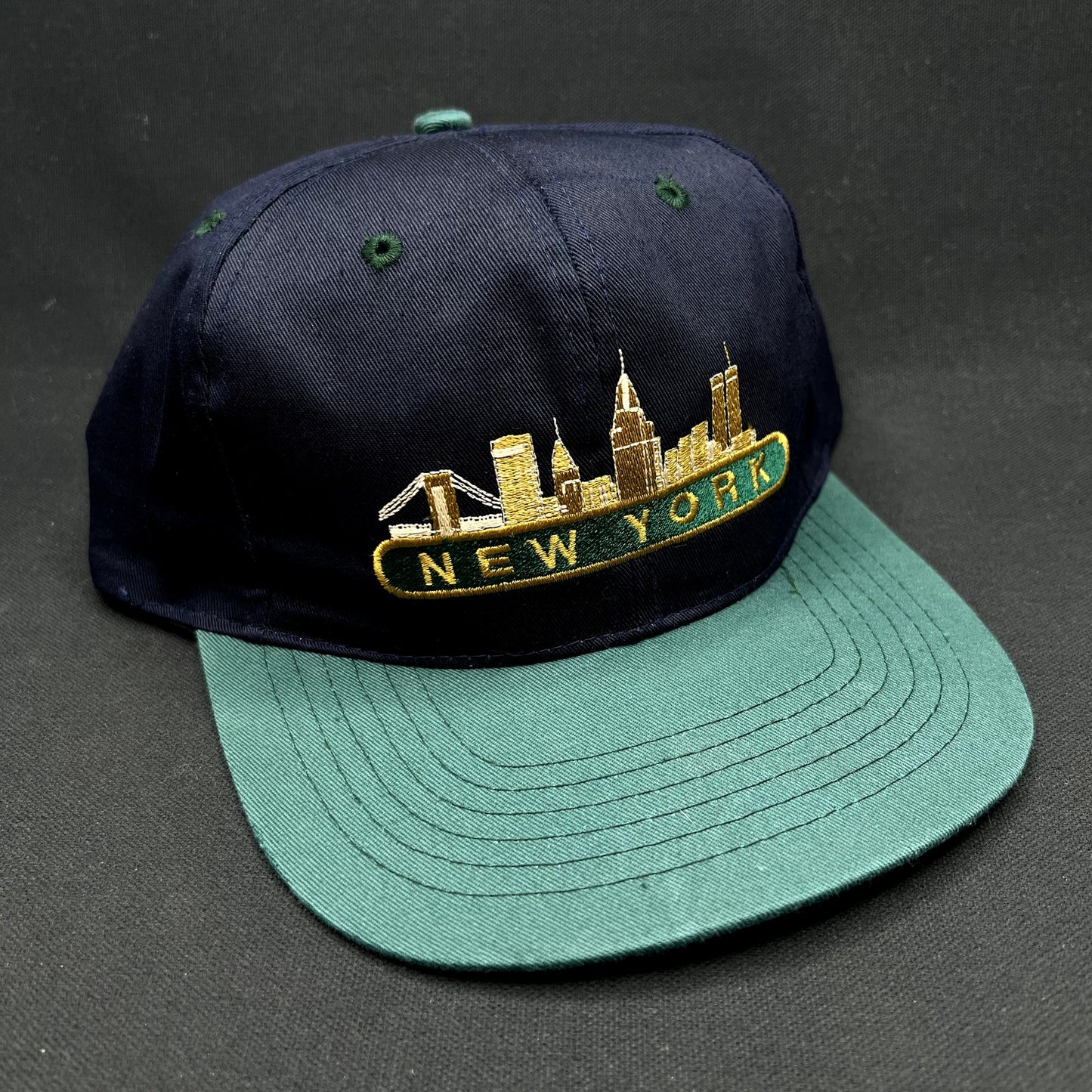 Vintage New York Skyline Snapback Hat Twin Towers NYC USA