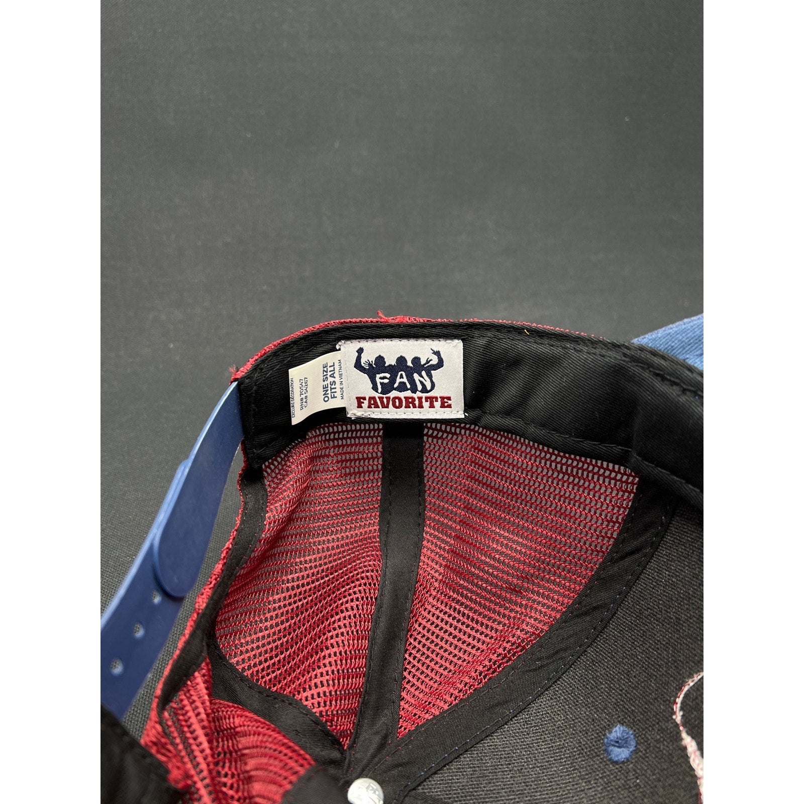 Colorado Avalanche NHL Trucker Snapback – Fan Favorite Meshback Hat