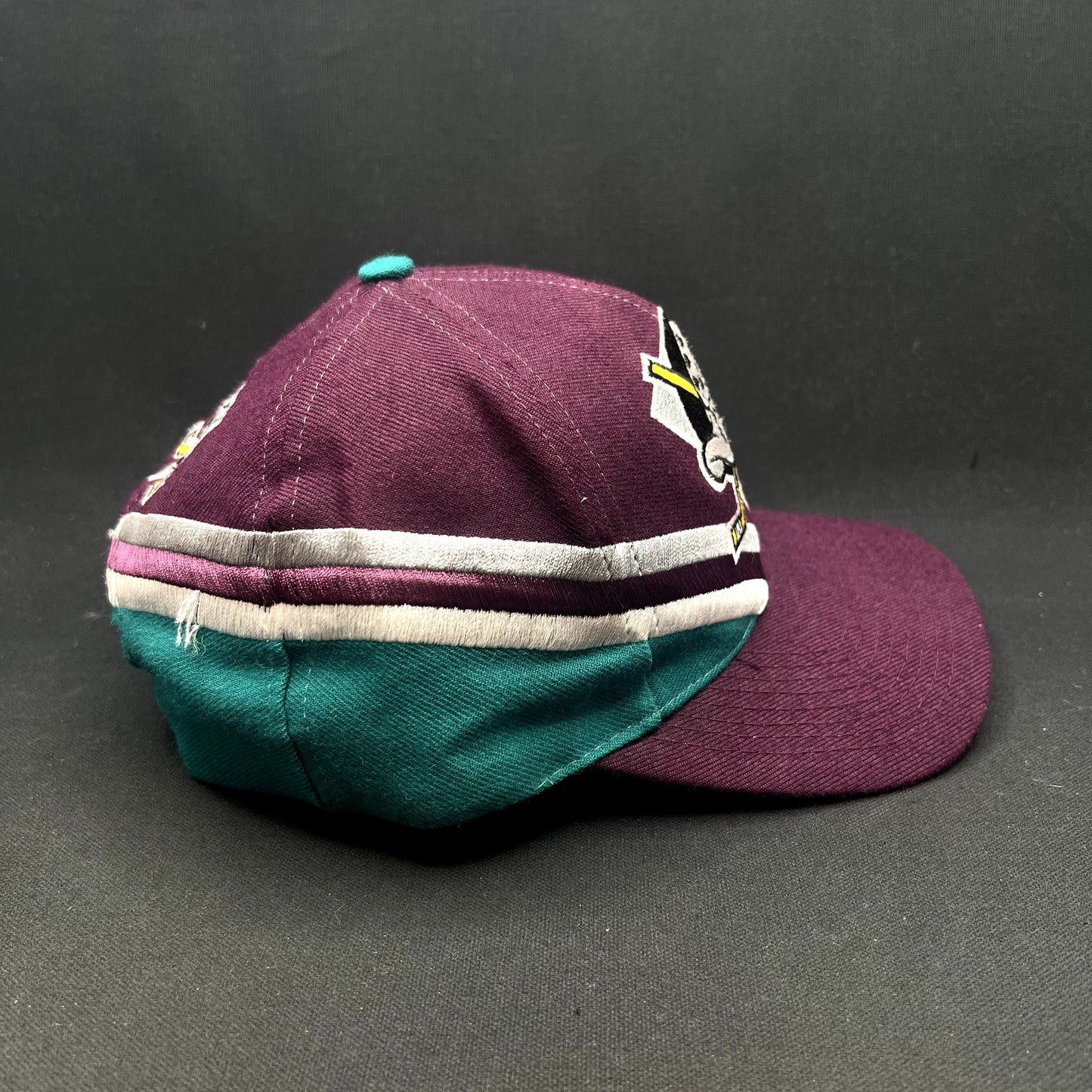 Vintage Anaheim Mighty Ducks Apex One Wave Snapback Hat NHL Disney Taiwan