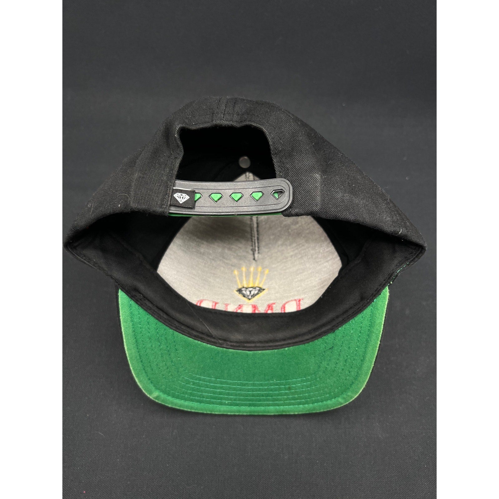Vintage Diamond Supply Co. DMND Snapback Hat – Rolex Crown Parody Logo (Black/Green Underbrim)