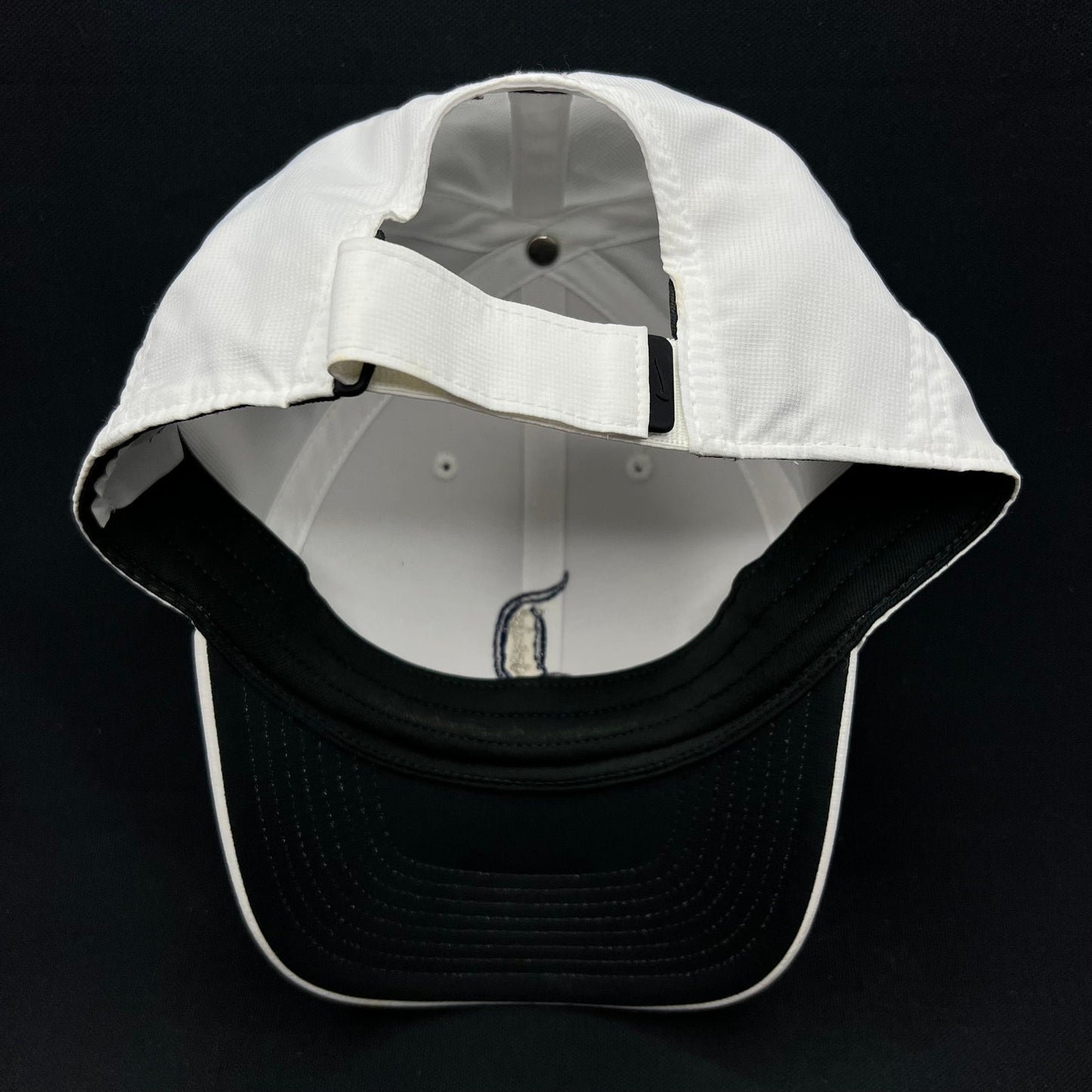 Disney Nike Legacy 91 Hat White D Logo Mickey Swoosh Cap