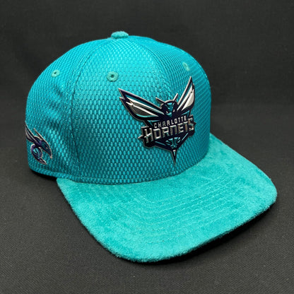 Charlotte Hornets New Era 9FIFTY On Court Snapback Teal NBA Hat
