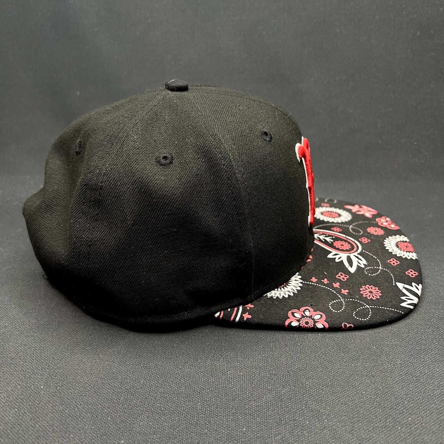 New Era Boston Red Sox Snapback Hat Floral Paisley Brim 9FIFTY
