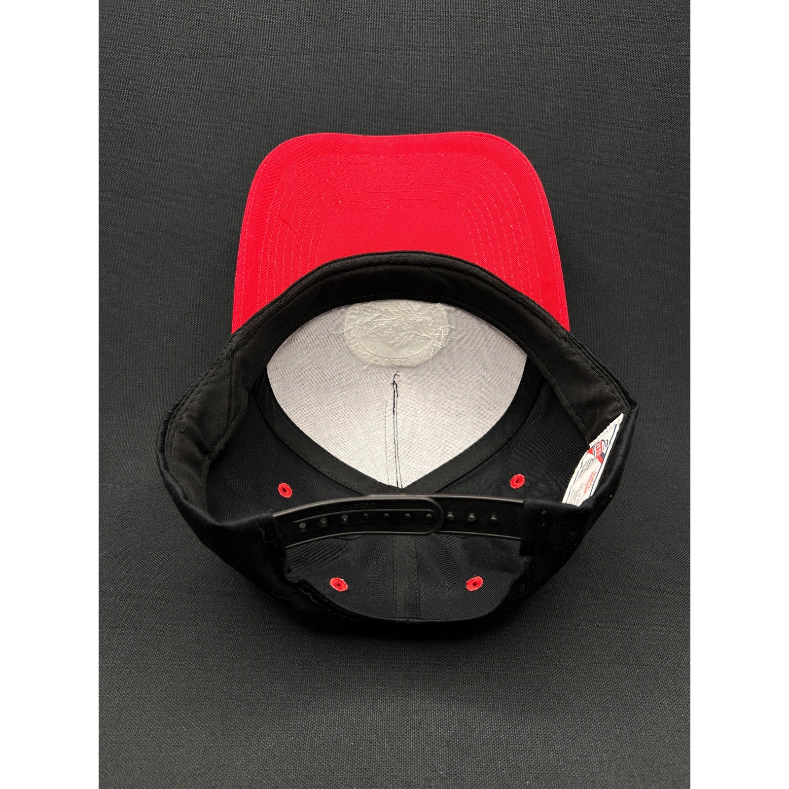 Diamond Head Clothing Co. Hawaii Patch Hat – Black/Red Otto Snapback