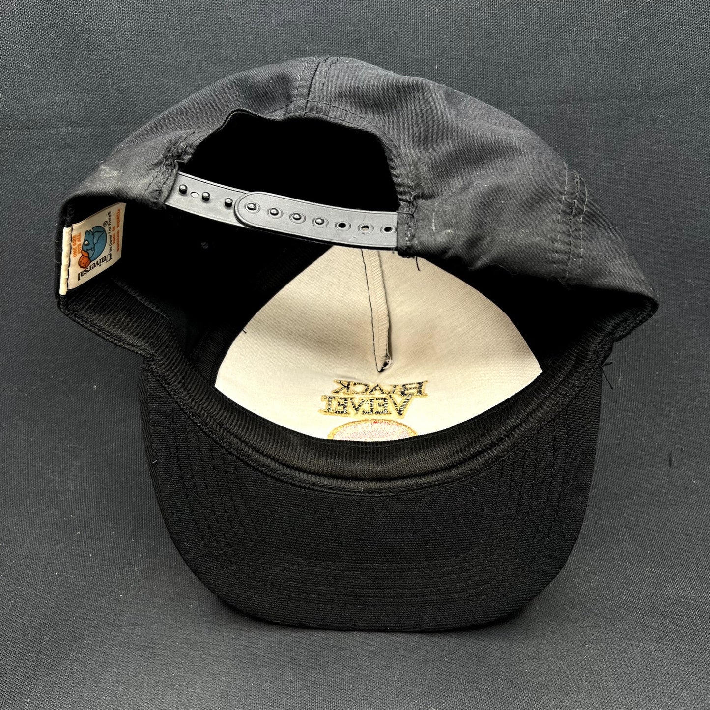 Vintage Black Velvet Premium Blended Canadian Whisky Snapback Hat Universal