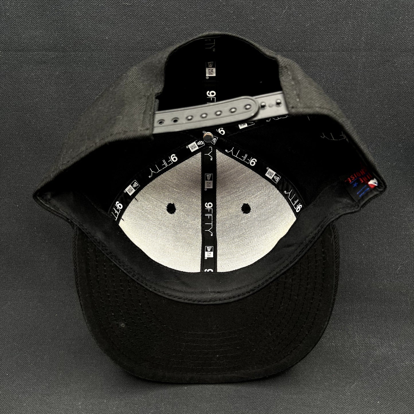 New Era Toronto Blue Jays Snapback Hat Black Red Maple Leaf MLB